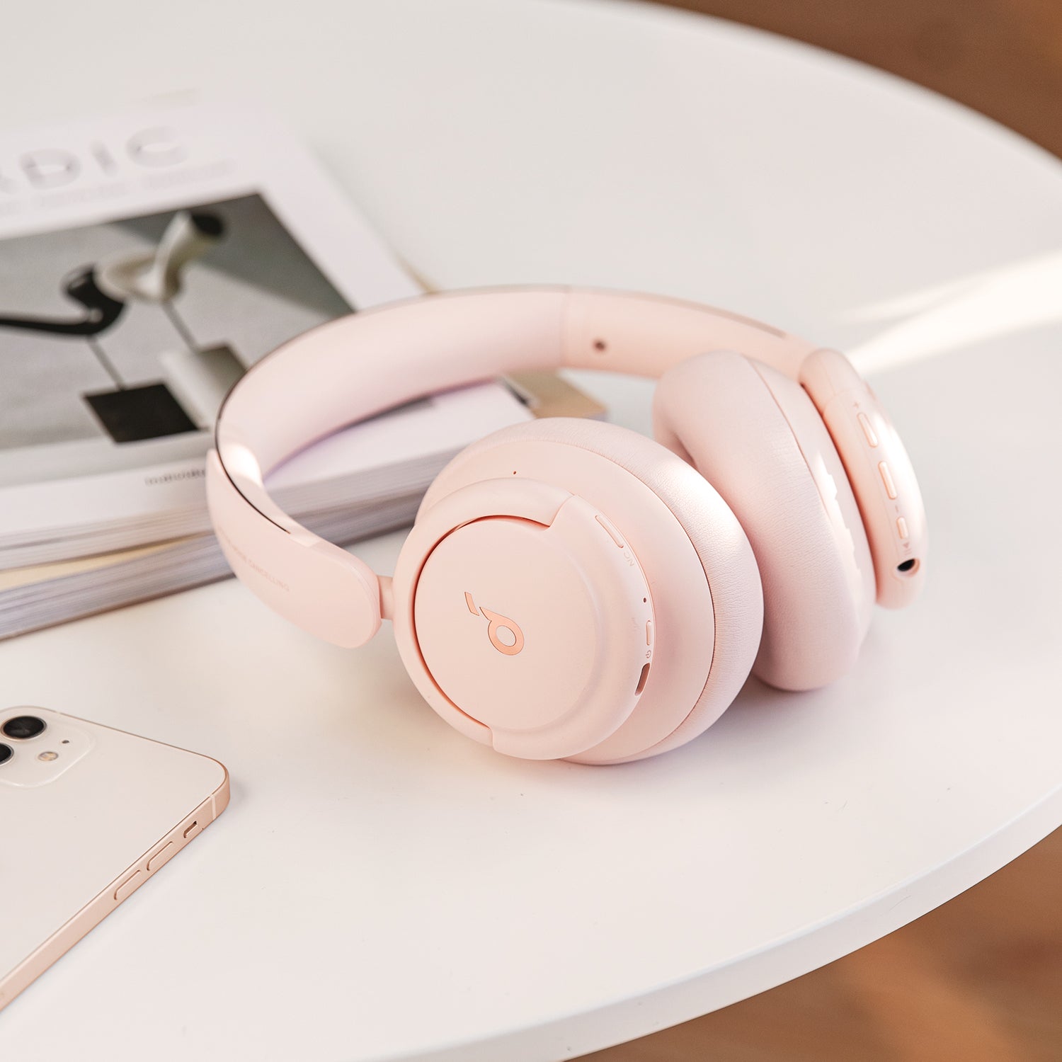 Q30 | Bluetooth Noise Cancelling Headphones